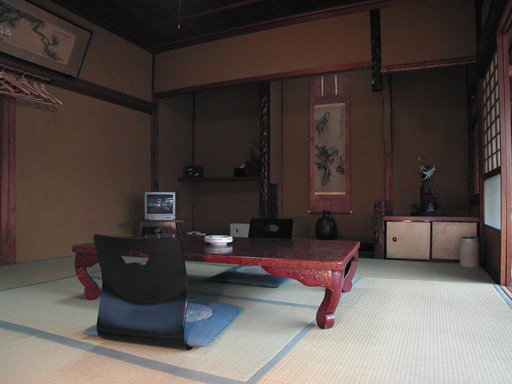 Hanaya Tokubei Tenkawa Quarto foto